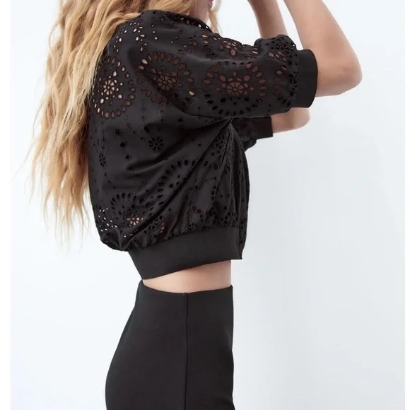 NWOT Zara Embroidered Eyelet Bomber Jacket Cropped Black Size Medium - Picture 3 of 14